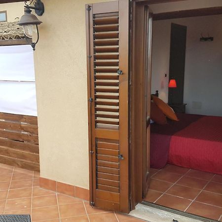 B&B Casale Siciliano Di Miryam Tiralongo Авола Екстериор снимка