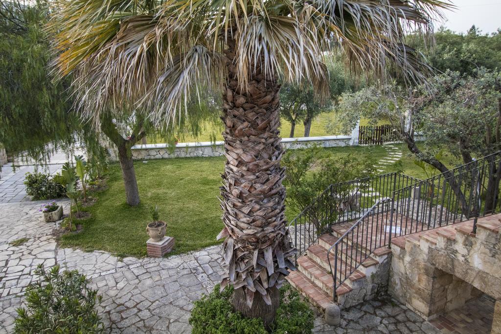 B&B Casale Siciliano Di Miryam Tiralongo Авола Екстериор снимка